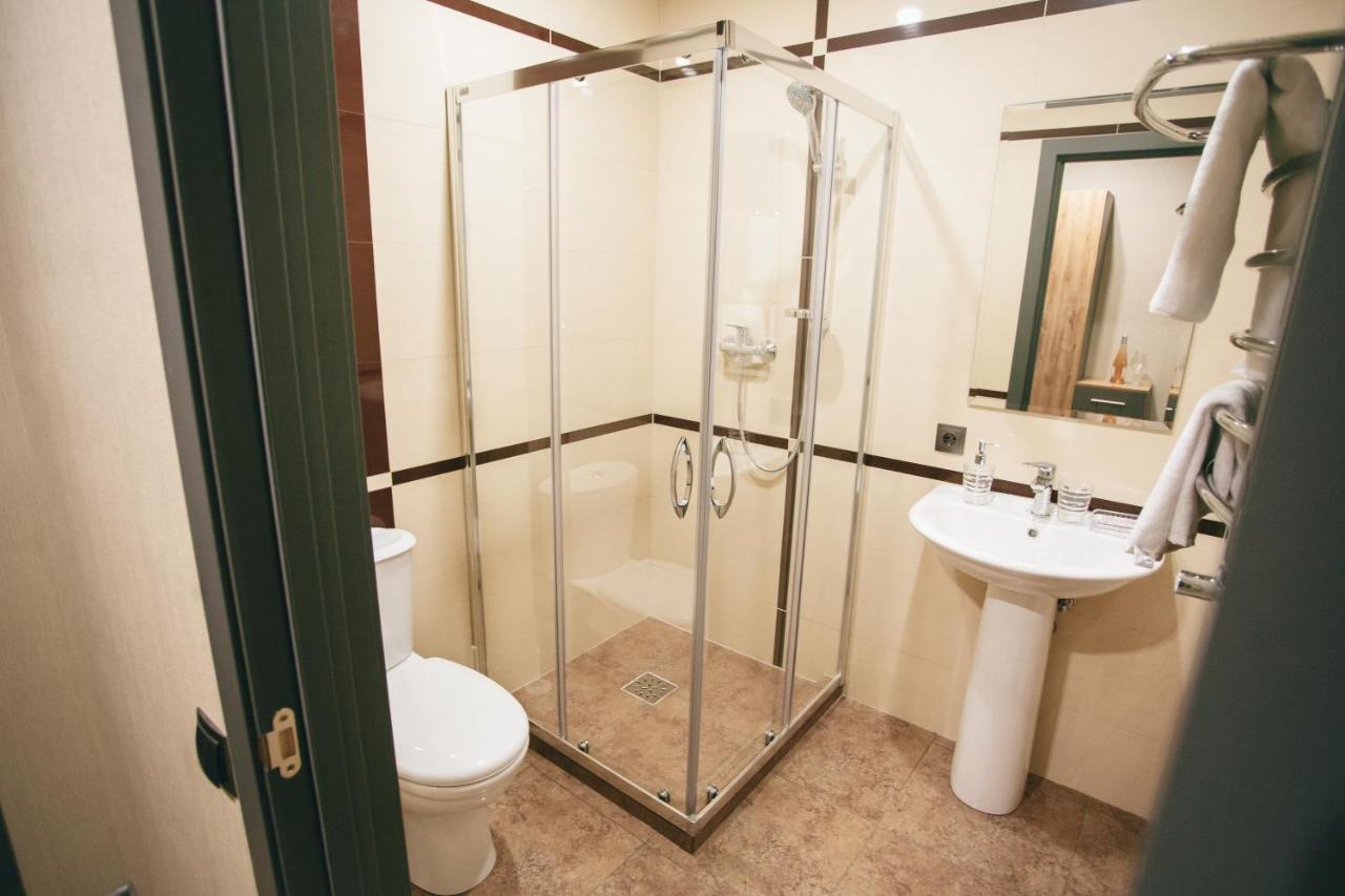 4Rooms Vinnytsia Exteriör bild